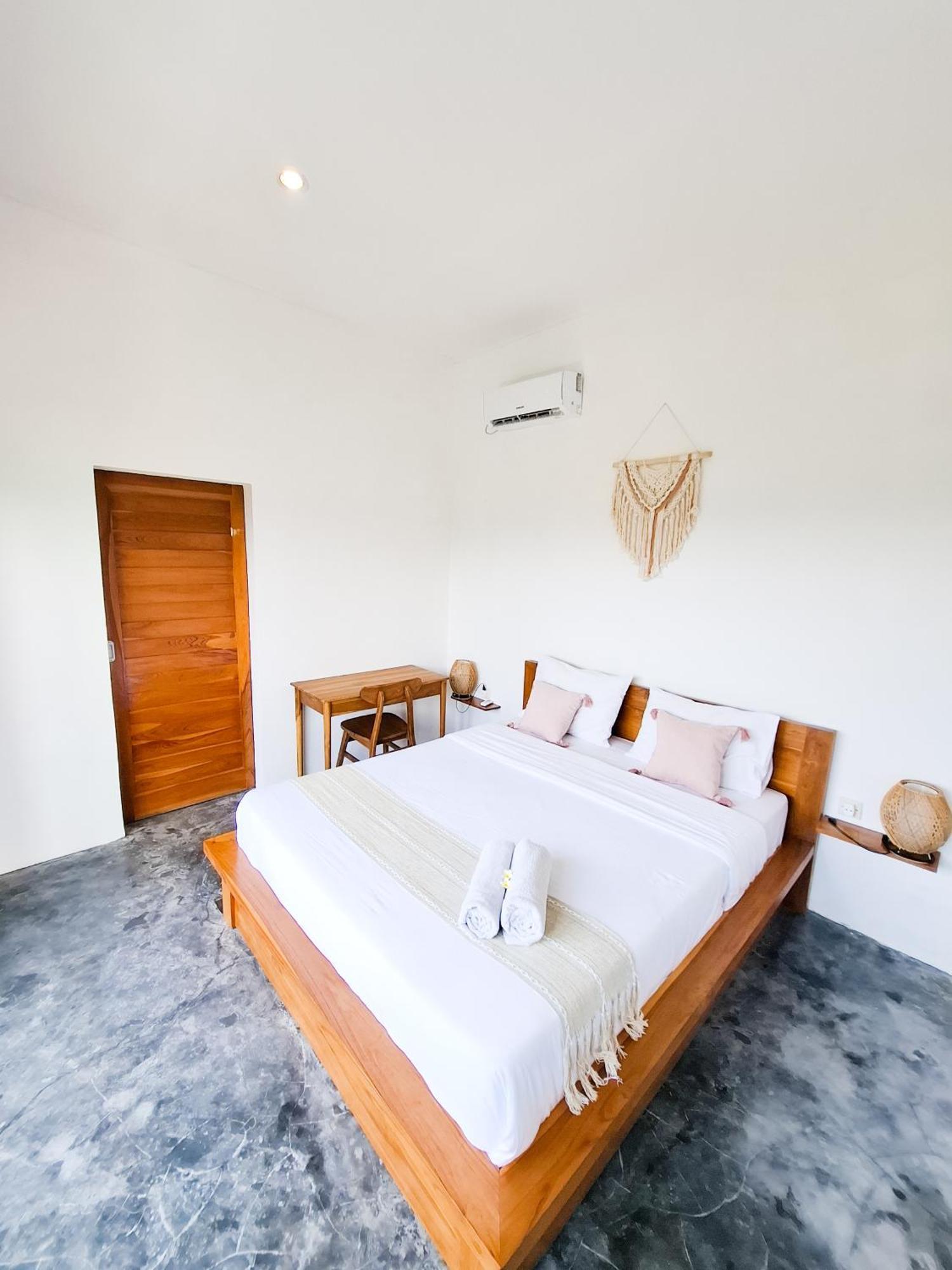 Turtle House Surf & Stay Airsatang Luaran gambar